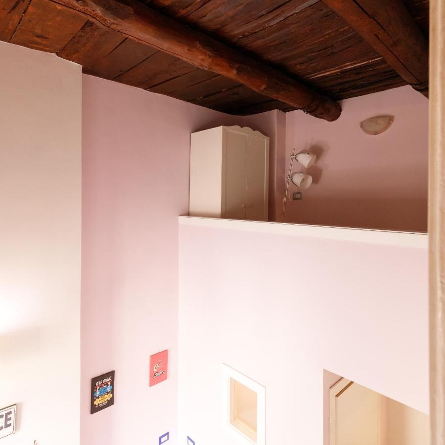 Appartement Duomo 77 - In The Heart Of The Historical Center By Elite Napels